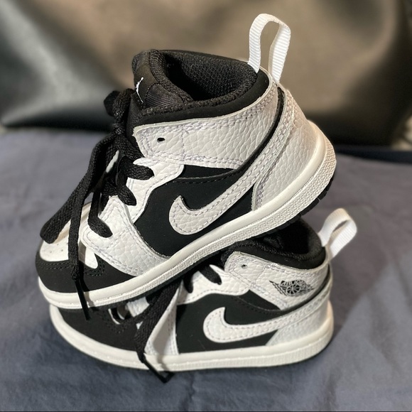 Jordan 1 Mid (TD) - Picture 4 of 8